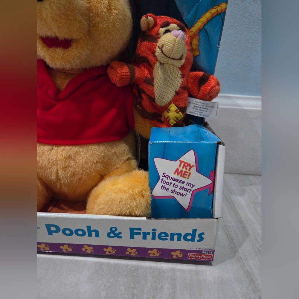 Showtime Pooh - Picture 4 of 7